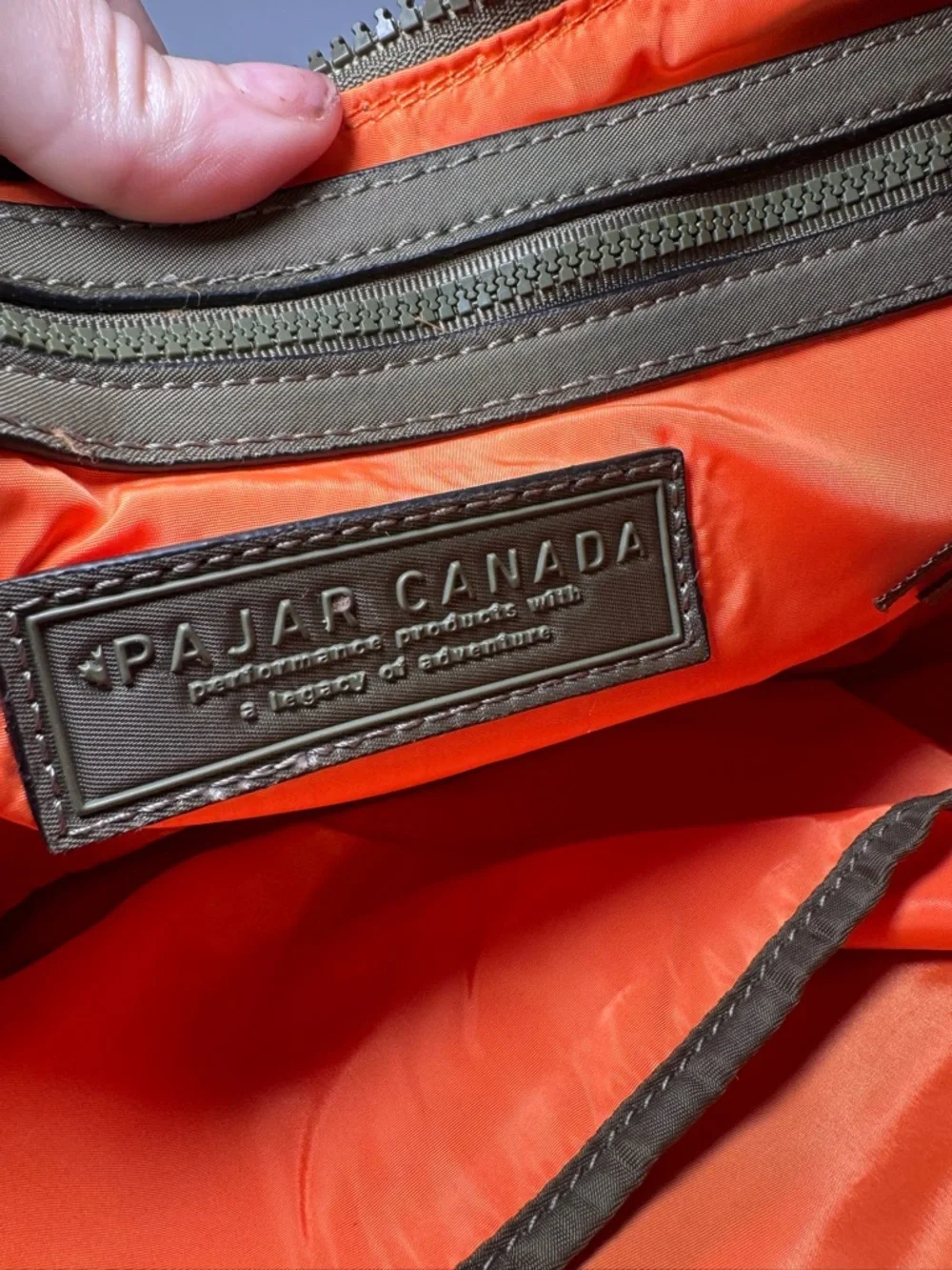 Pajar Asym Quilted Crossbody Forrest green/ orange - Picture 10 of 11